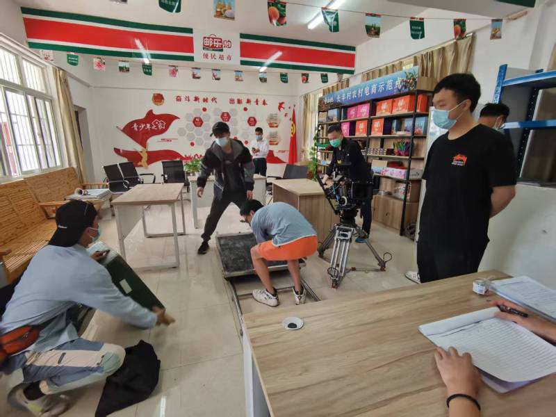 追星女孩心理学分析报告：镇海区广告片拍摄公司揭秘饭圈应援式传播逻辑