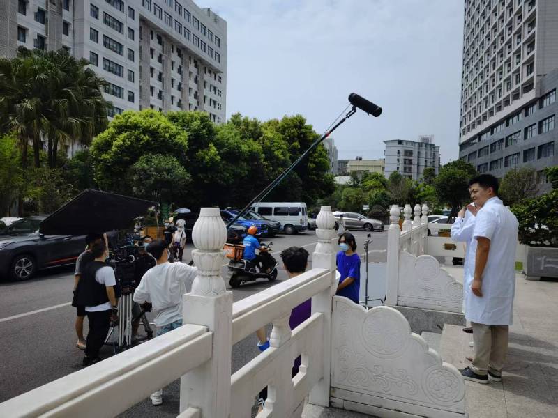 镇海区广告片拍摄公司低成本实现高规格制作的诀窍
